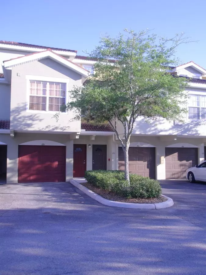 Annual Turnkey Furnished Renovated Gated Community**3 Bedroom Townhouse House for rent in Sarasota, FL