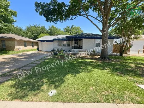 Charming 3-bedroom Home With Sunroom & Spacious Backyard In Irving! Apartment for rent in Irving, TX