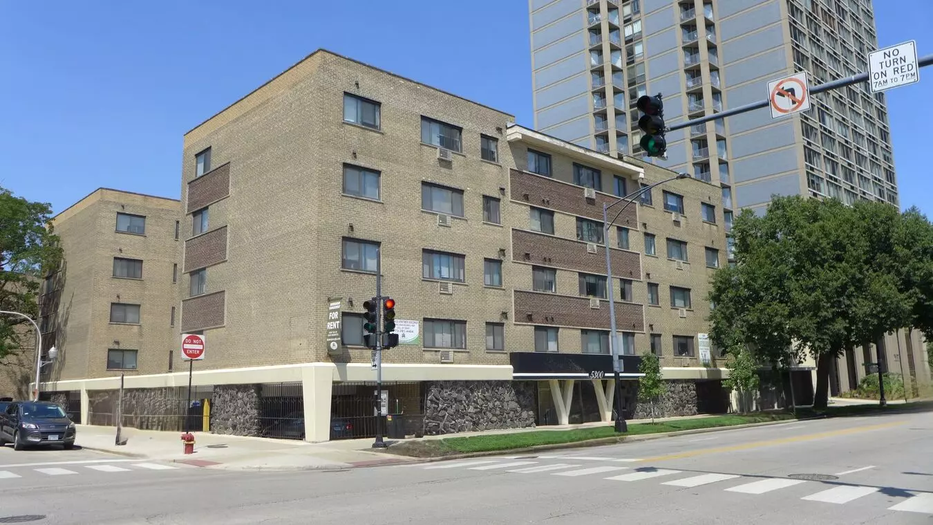 5300 N Sheridan Rd Apartment for rent in Chicago, IL