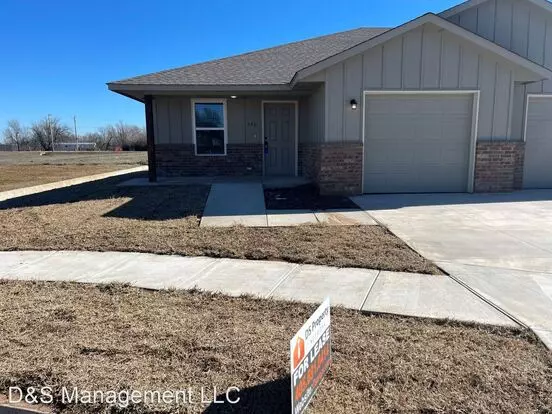 534 Parkhill Cir Apartment for rent in Newcastle, OK