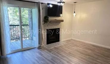3 of 22 2 Bed/1 Bath, 725 Sqft - 2575 S Syracuse Way #m204 Denver, Co 80231 Apartment for rent in Denver, CO