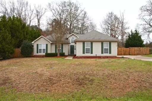 Beautiful Home With Spacious Open Floor Plan Apartment for rent in Matthews, NC
