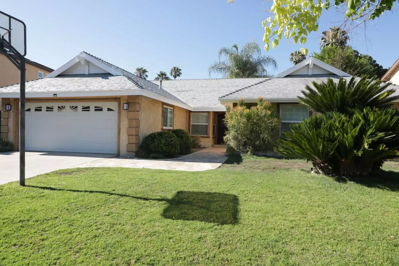 Beautiful West Hills Pool Home For Lease! House for rent in West Hills, CA