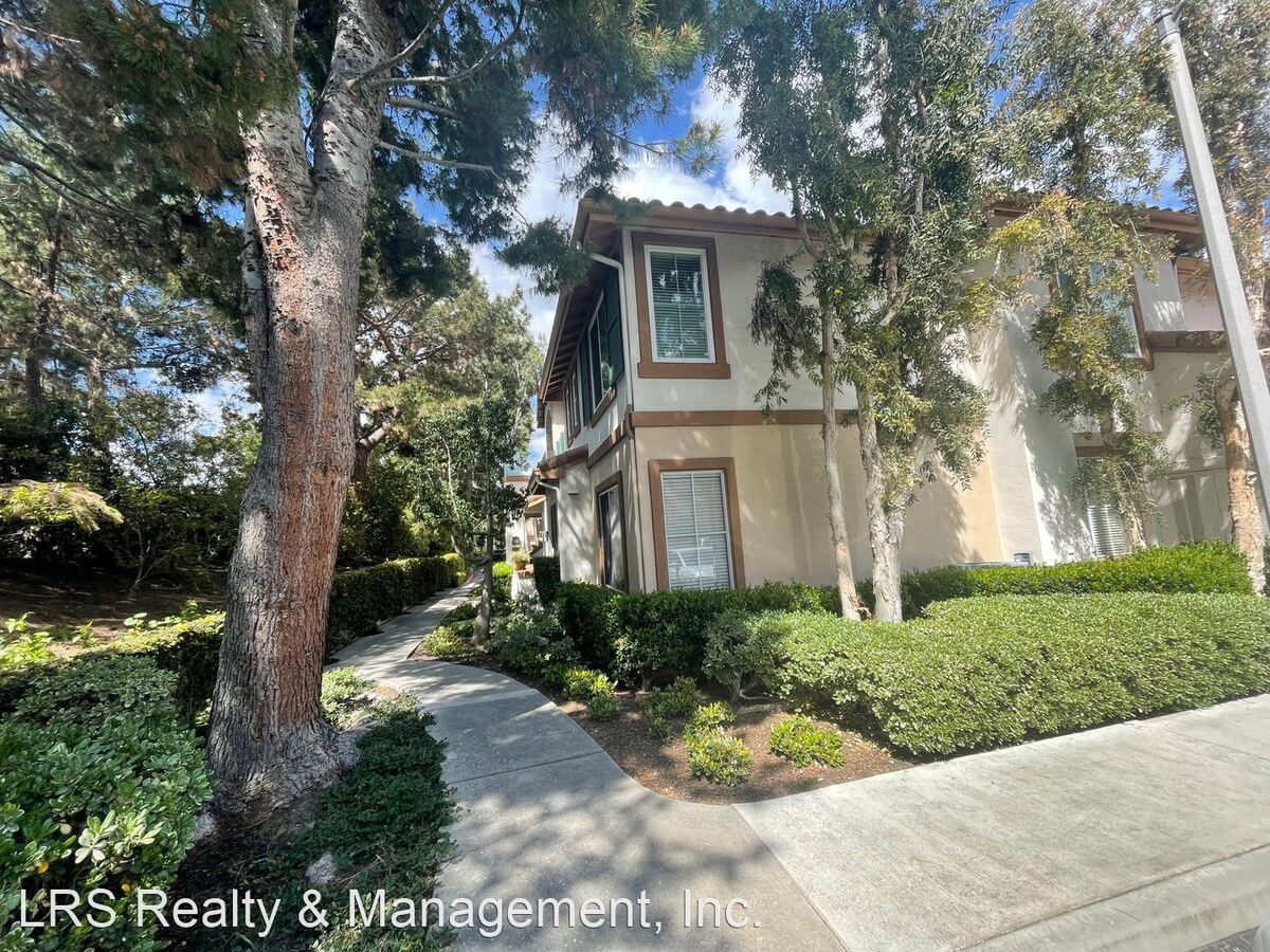 903 Solvay Aisle Irvine, CA House for Rent Rentable