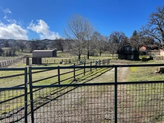 Completely Furnished - With Fenced Corrals In Bear Valley Apartment for rent in Tehachapi, CA Completely Furnished - With Fenced Corrals In Bear Valley Apartment for rent in Tehachapi, CA