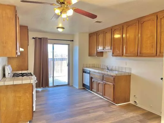 20705 Thunderbird RD Apartment for rent in Apple Valley, CA
