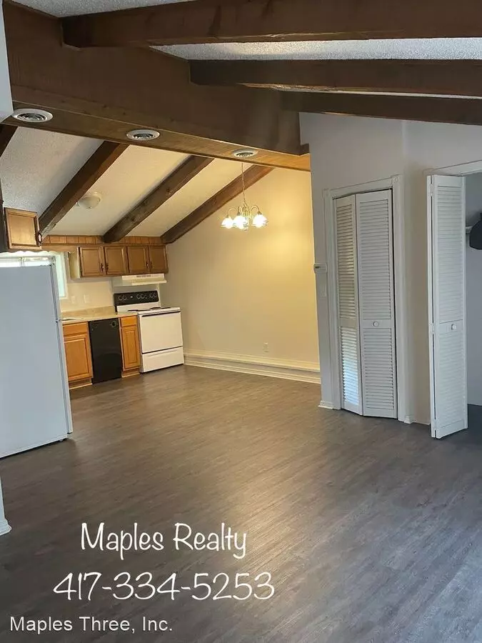 Oakland Apartment for rent in Kirbyville, MO