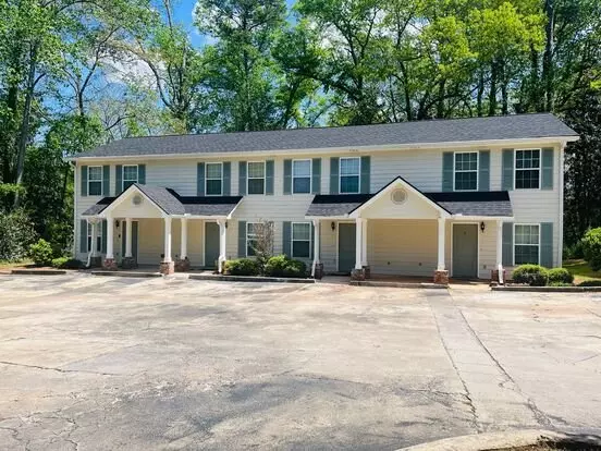 601 Wilburn Ave Apartment for rent in Lagrange, GA