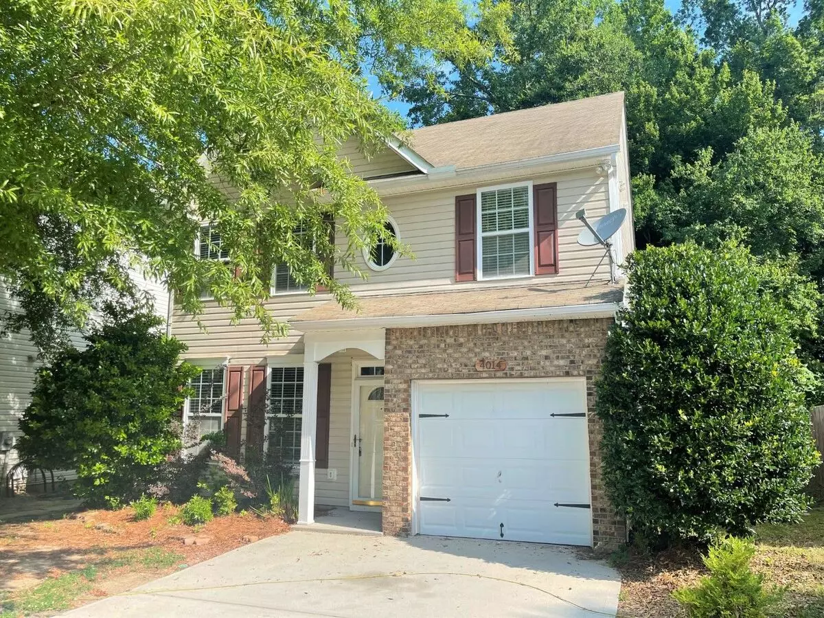 Great Location, 4 Bed, 2.5 Bath, Pride Of Ownership, Newly Renovated, Corner Lot, Minutes To Movie Studios, Must See! House for rent in Union City, GA