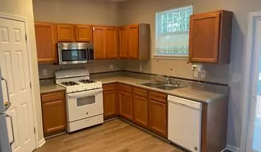 3 of 19 Great Location, 4 Bed, 2.5 Bath, Pride Of Ownership, Newly Renovated, Corner Lot, Minutes To Movie Studios, Must See! House for rent in Union City, GA