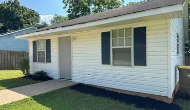 4 of 16 Great Location, Close To Everything, Private Setting, Large Rooms, Tile Floors, Huge Kitchen, Must See! House for rent in Newnan, GA