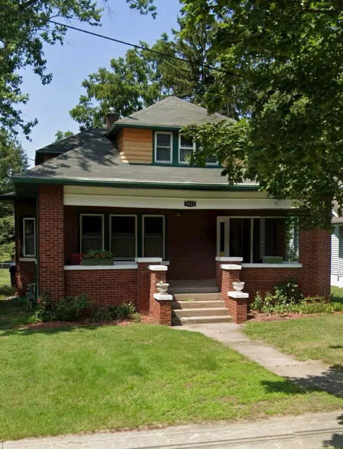 Spacious 4-bedroom Home With Fenced Yard & Basement! House for rent in Bridgman, MI
