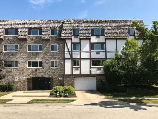 The Brittany House Apartment for rent in Milwaukee, WI The Brittany House Apartment for rent in Milwaukee, WI