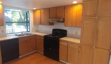 4 of 24 386 - Beautiful Tri-level Home House for rent in Federal Way, WA