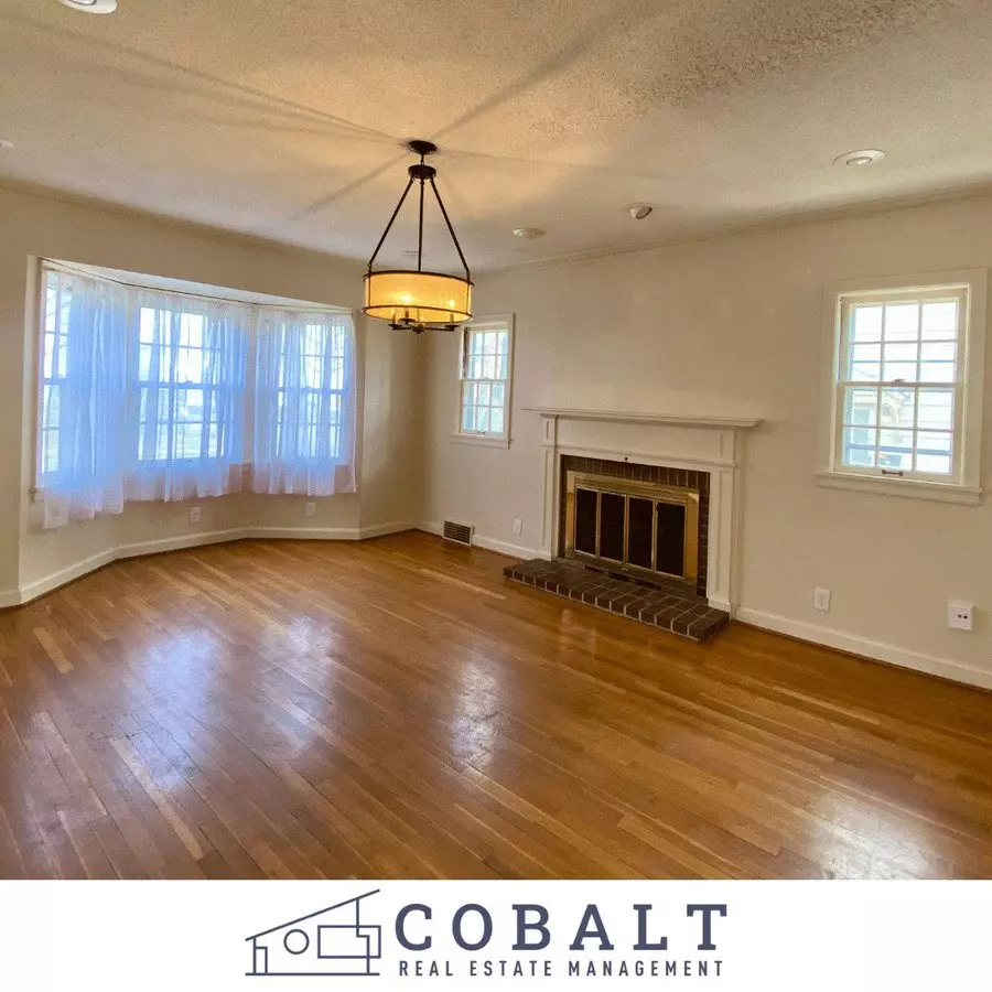 1825 Fairchild Ave Apartment for rent in Manhattan, KS