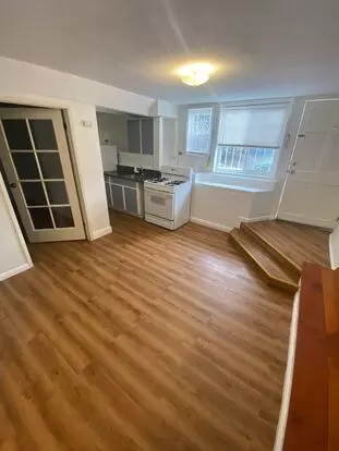 537 Mandana Blvd Apartment for rent in Oakland, CA