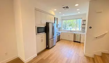 5 of 28 Advent - Three Story Townhome W/ Attached Garage Low Deposit! House for rent in Oakland, CA