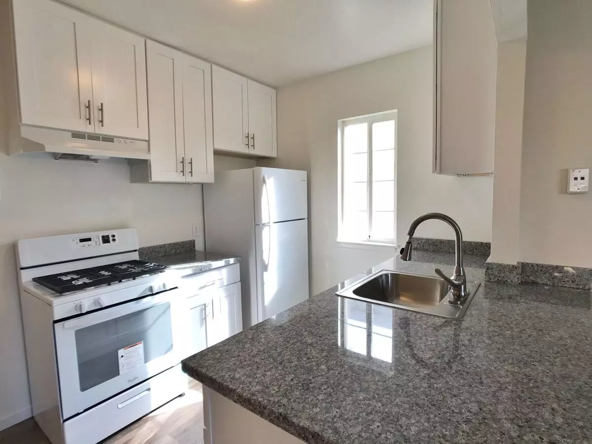 Advent - Low Deposit & Bright Two Bedroom Home! House for rent in Cherryland, CA