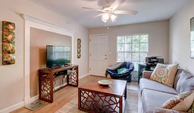 Center Court Apartments Apartment for rent in Gainesville, FL Center Court Apartments Apartment for rent in Gainesville, FL