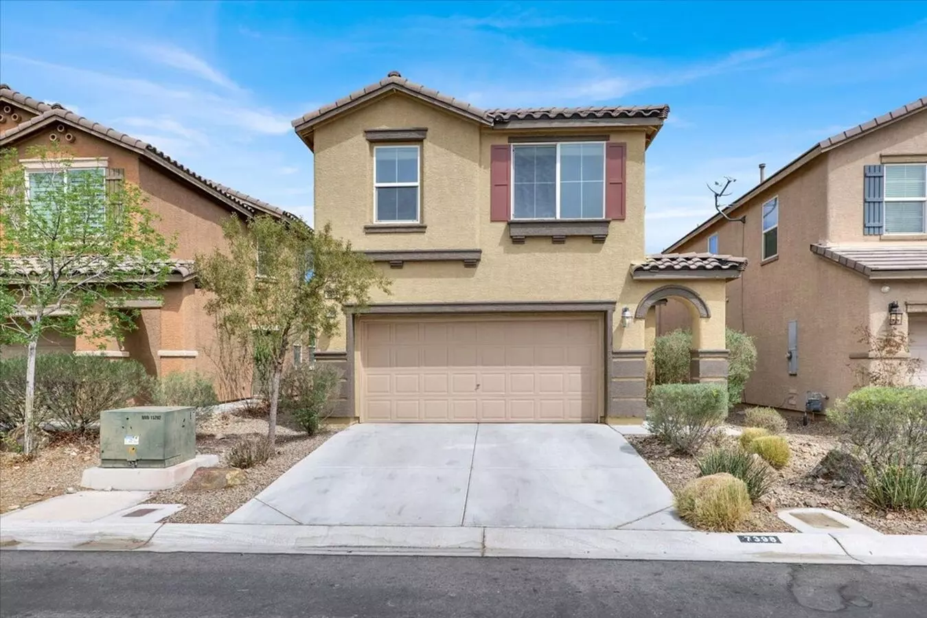 Immaculate 3 Bed / 2.5 Bath Home For Lease In Desirable Mountains Edge! House for rent in Las Vegas, NV