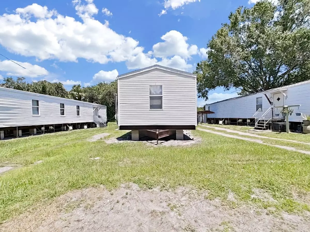 12410 Phillips Ln Apartment for rent in Gibsonton, FL