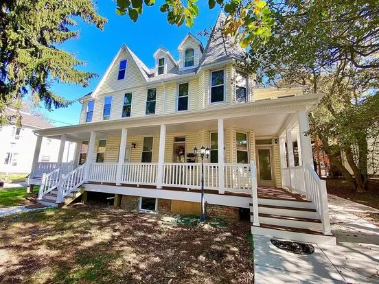 For Rent: Charming Residence On Roland Ave – Your Ideal Home Awaits! Apartment for rent in Baltimore, MD