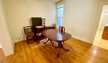 5 of 25 Large 3Bedroom Remington Rowhome ~ 1 Block From Remington Row! House for rent in Baltimore, MD