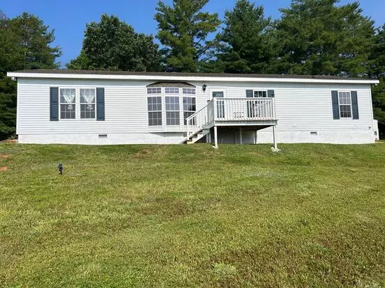 Leicester - Immaculate Home On 3/4 Acre Apartment for rent in Leicester, NC Leicester - Immaculate Home On 3/4 Acre Apartment for rent in Leicester, NC