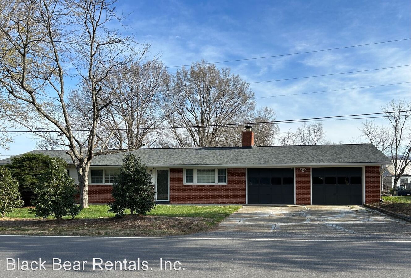 14 Stoney Knob Hts Weaverville, NC House for Rent Rentable