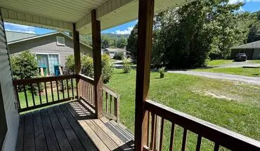 4 of 30 19 B Half Moon Dr House for rent in Swannanoa, NC
