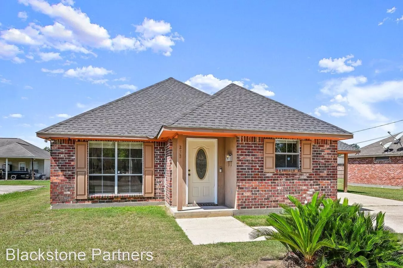 253 N 14Th St House for rent in Port Allen, LA
