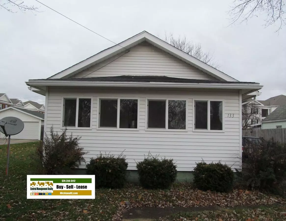 2 Bedroom Home Close To Nd And Roseland House for rent in South Bend, IN