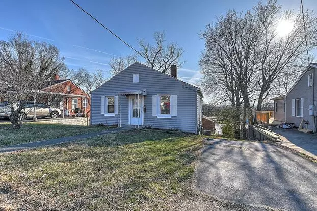 1116 Myrtle St Apartment for rent in Kingsport, TN