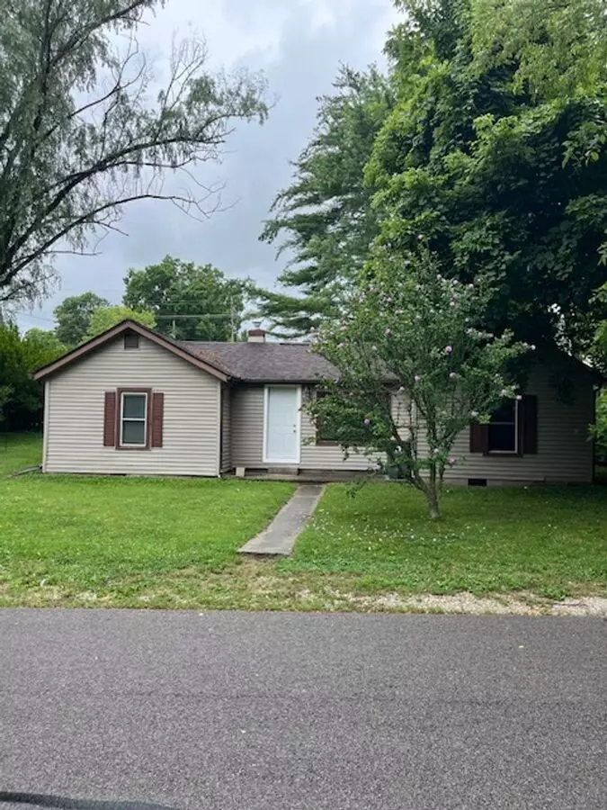 Charming 2-bedroom Home Near Switchyard Park – Ideal Southside Location! House for rent in Bloomington, IN
