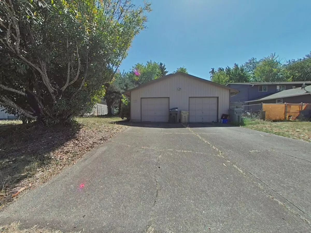 Blake Apartment for rent in Albany, OR