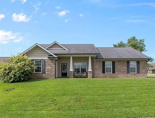 Charming Corner-lot Home In Gordonville Apartment for rent in Cape Girardeau, MO Charming Corner-lot Home In Gordonville Apartment for rent in Cape Girardeau, MO