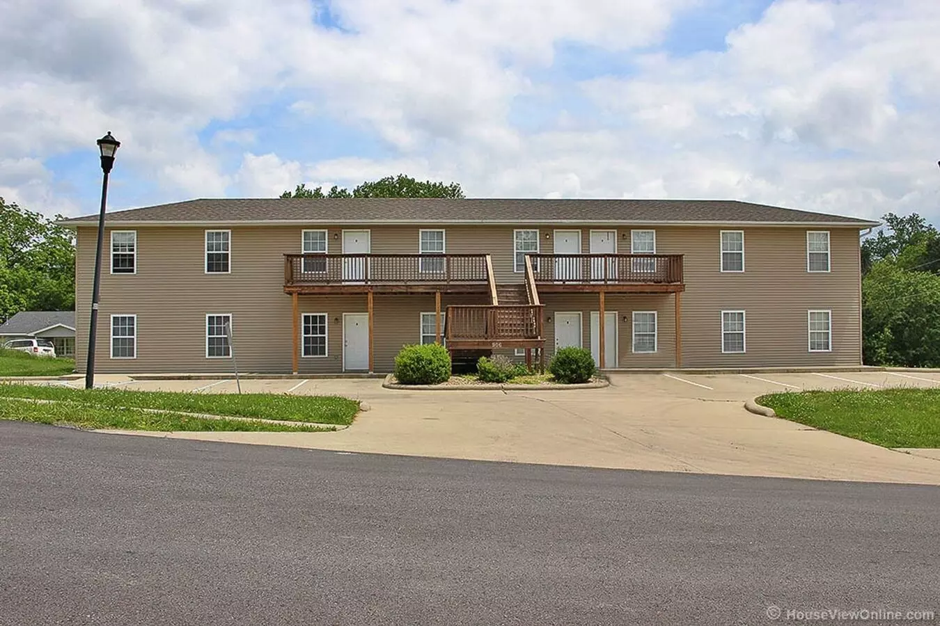906 N Frederick Apartment for rent in Cape Girardeau, MO