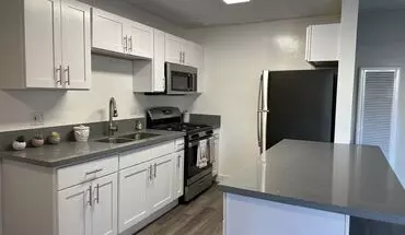 2 of 10 175-wnc Knolls On Elm Ii, Llc Apartment for rent in Long Beach, CA
