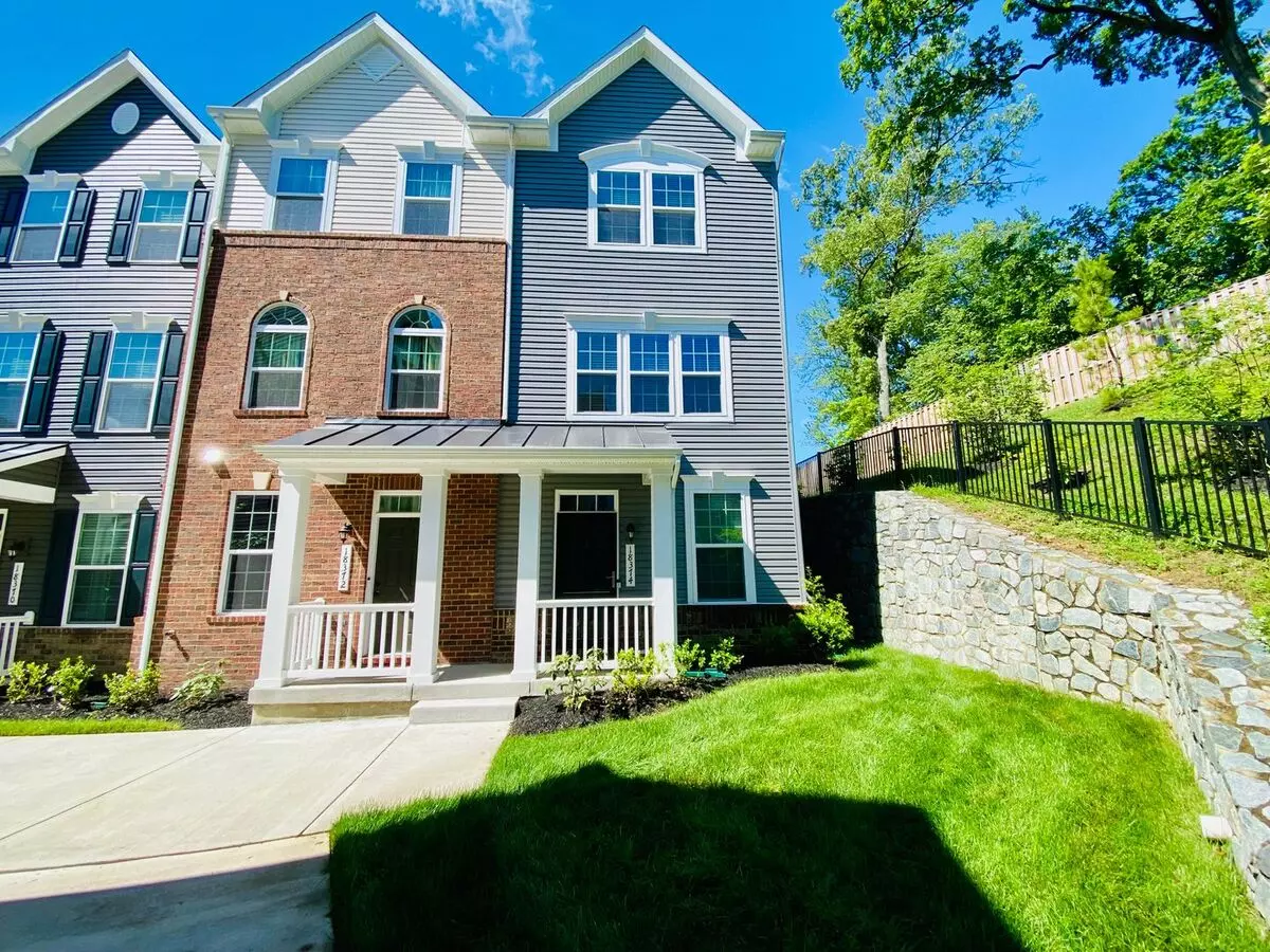 18374 Reaper Hill Ct House for rent in Triangle, VA