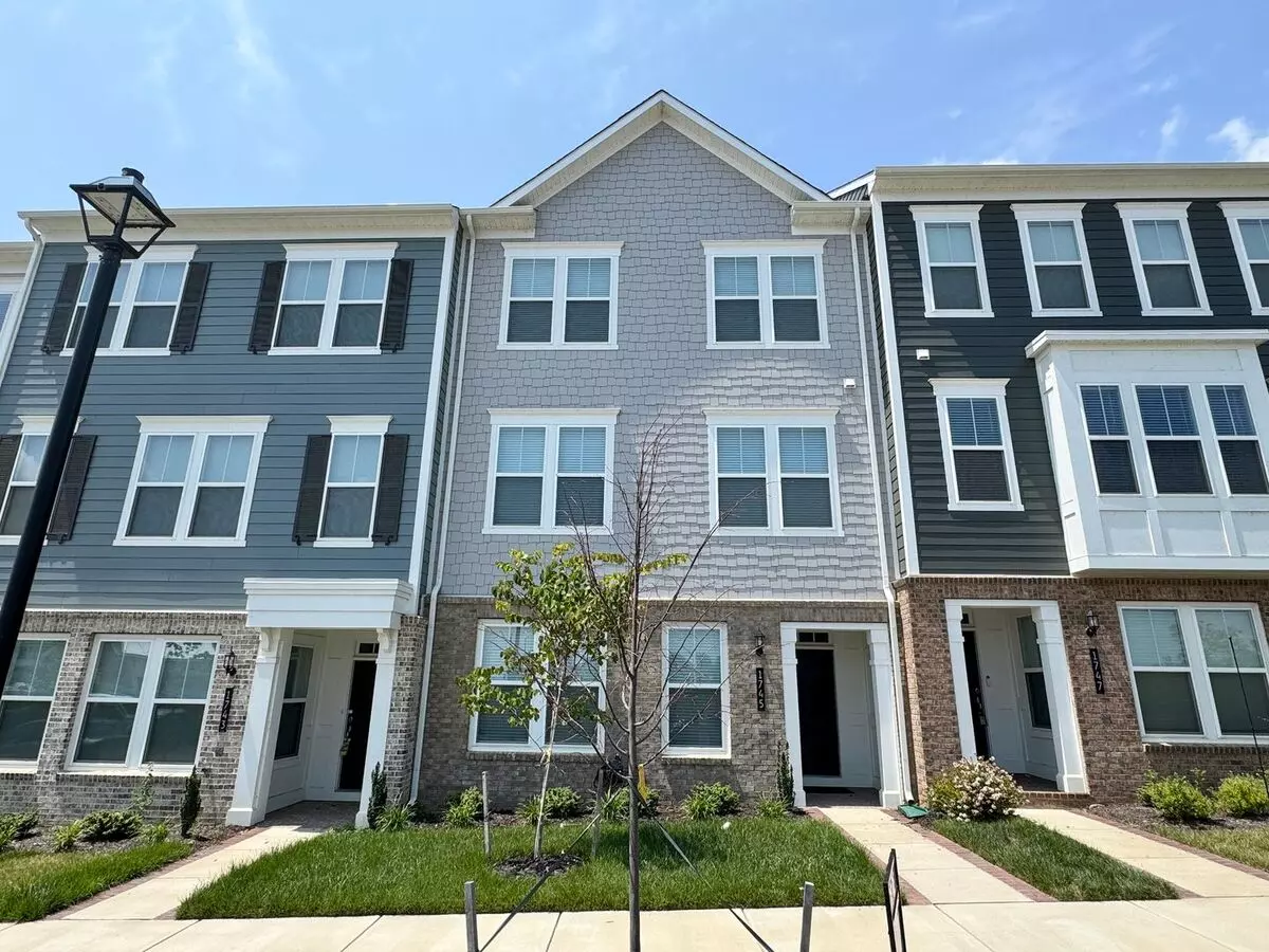 Potomac Shores - Beautiful Views! (internet Included In Rent) House for rent in Dumfries, VA