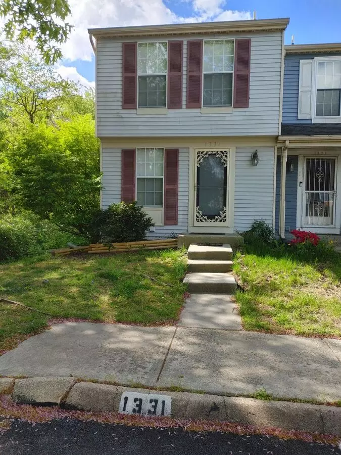 Woodbridge Center End Of Group Townhouse House for rent in Edgewood, MD
