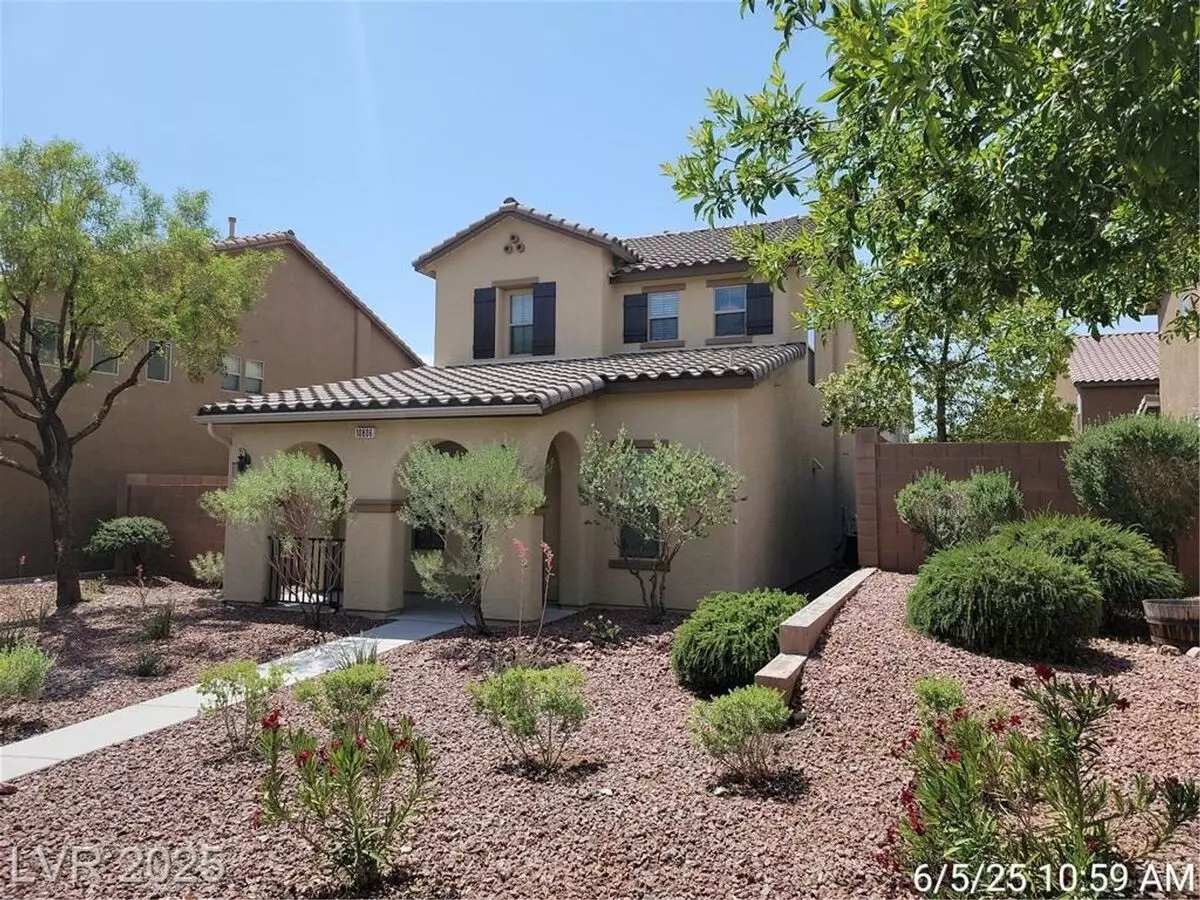 Move-in Ready Providence Gem With Spacious Layout & Low-maintenance Yard House for rent in Las Vegas, NV