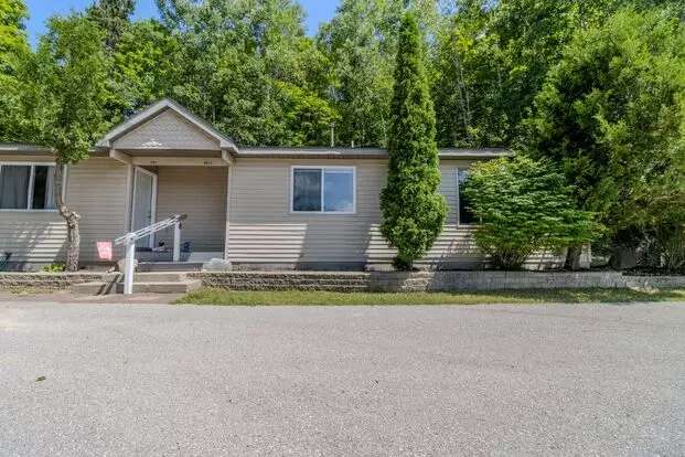 Mf Fouch Rd-duplex Apartment for rent in Traverse City, MI Mf Fouch Rd-duplex Apartment for rent in Traverse City, MI
