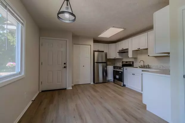 Mf Fouch Rd-duplex Apartment for rent in Traverse City, MI Mf Fouch Rd-duplex Apartment for rent in Traverse City, MI