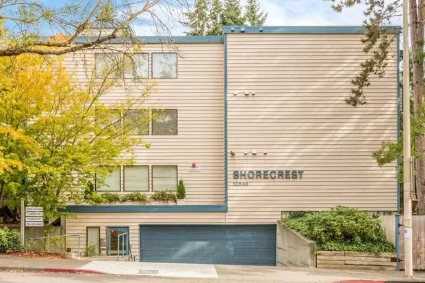 12542 35th Ave NE Apartment for rent in Seattle, WA