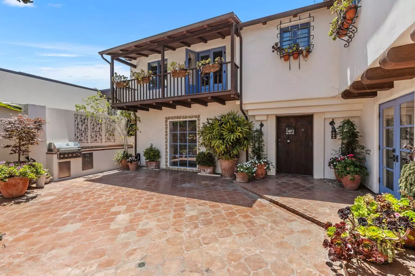 Your Own World In La Jolla! - One-of-a-kind Gated Multi-structure Retreat In Prestigious La Jolla Heights! House for rent in La Jolla, CA