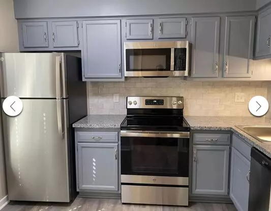 Super Cute End Unit Townhome Located Close To Short Pump Apartment for rent in Henrico, VA