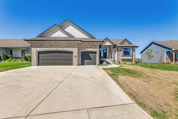 Executive Rental In Andover School District!! Apartment for rent in Andover, KS
