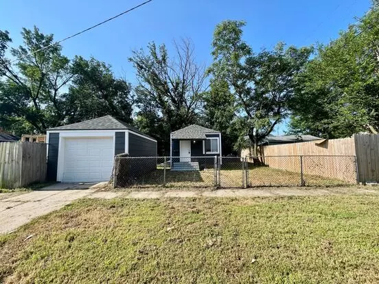 Remodeled Studio House With Fence And Garage Apartment for rent in Wichita, KS