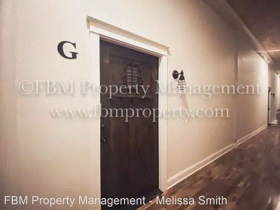 220 Beaton Apartment for rent in Corsicana, TX